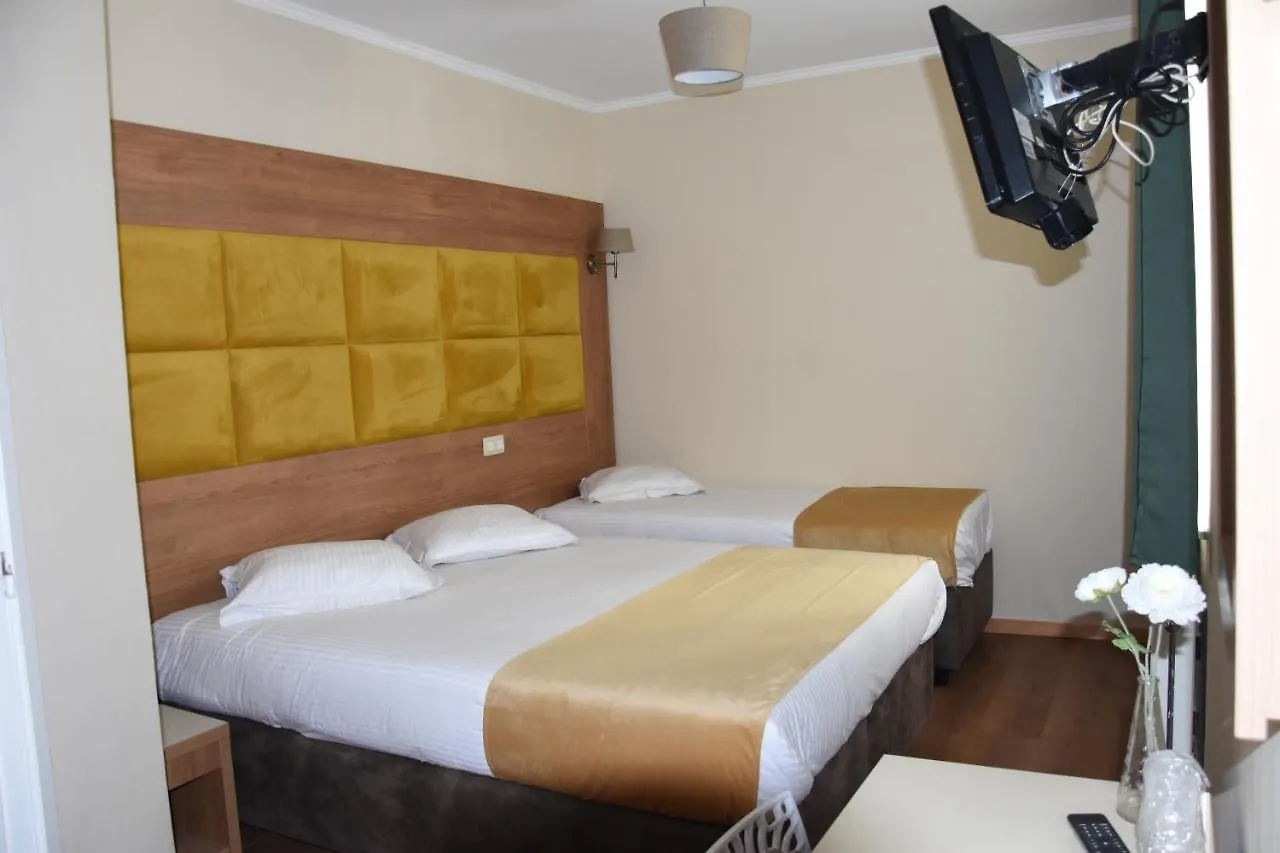 Sun Hotel Saint-Gilles 2*, Brussels