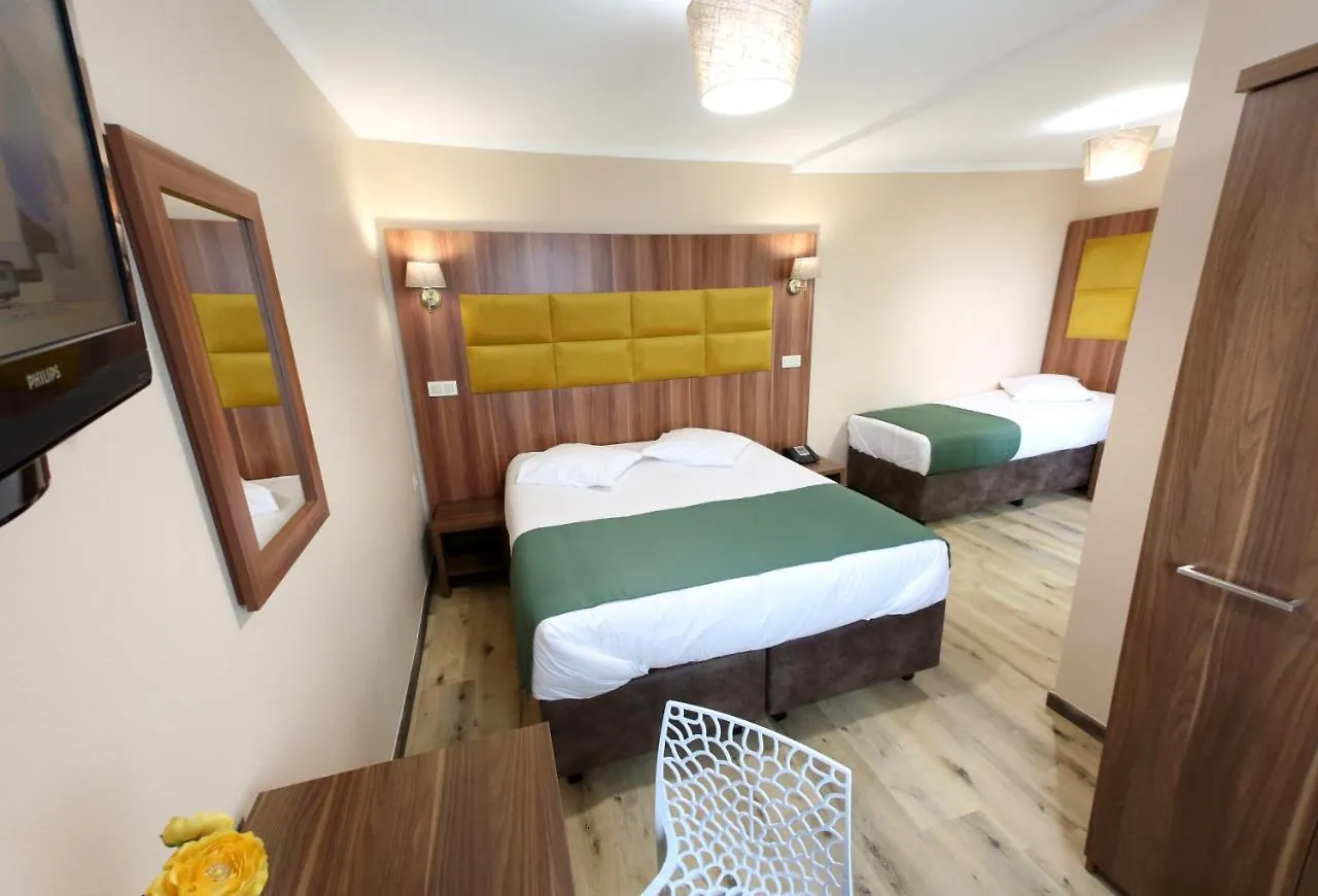 Sun Hotel Saint-Gilles  Brussels